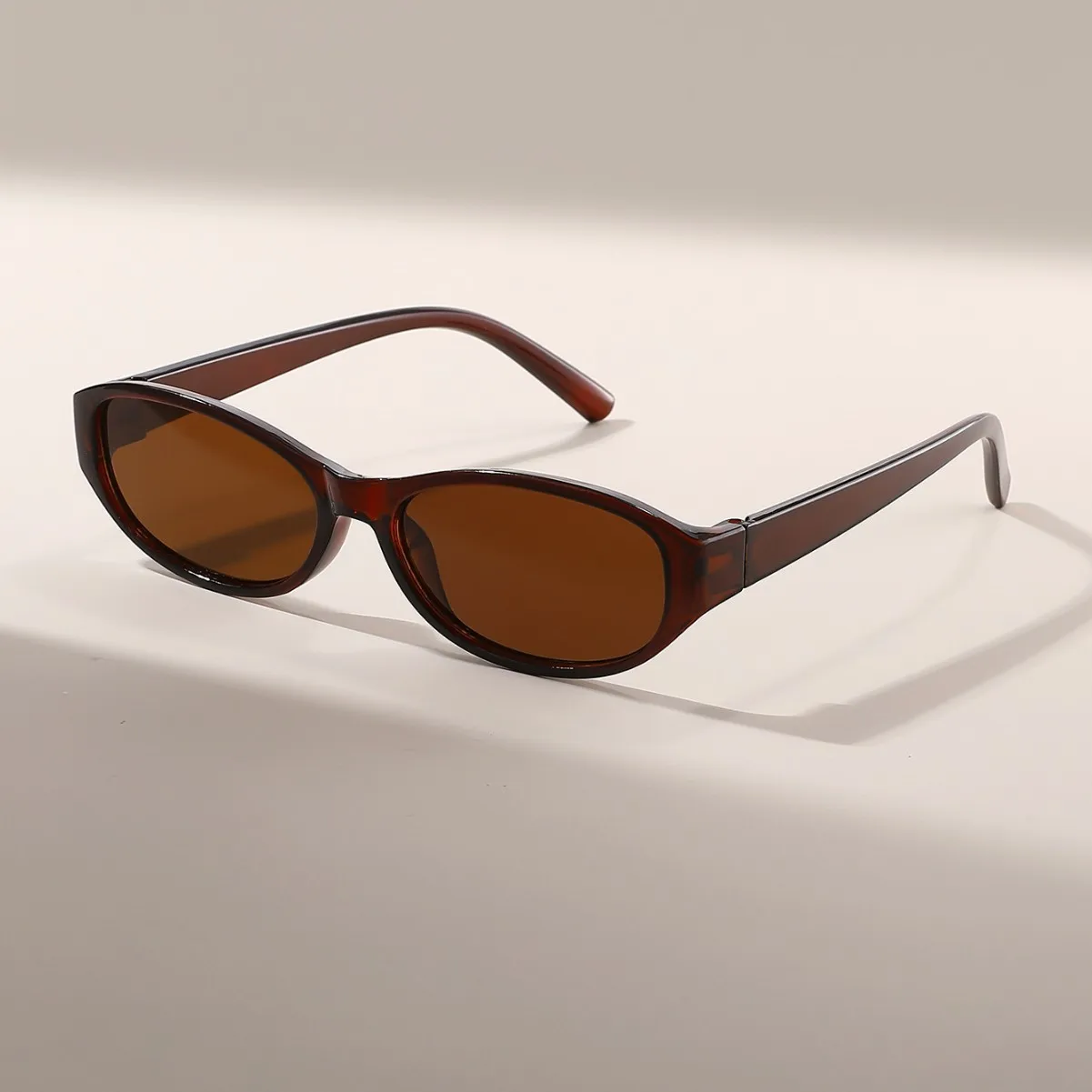 Retro, w stylu vintage, owalne – Designer Sunglasses recenzja i cena